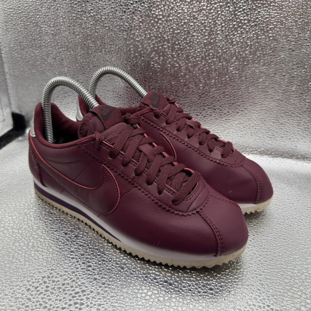 Size 7 Nike Classic Cortez Leather Sneakers Womens Burgundy Excellent 807471-603 - Picture 3 of 11